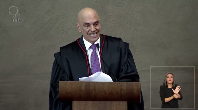 Moraes rejeita pedido de afastamento próprio do processo de réu dos atos de 8 de Janeiro