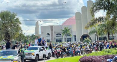 Bolsonaro arrasta multidão em Sinop