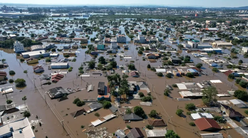 Militares do Exército Afastados por Falso Alarme de Evacuação em Canoas