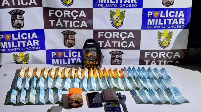 Força Tática prende homem com maconha e R$ 4,7 mil em dinheiro de tráfico de drogas