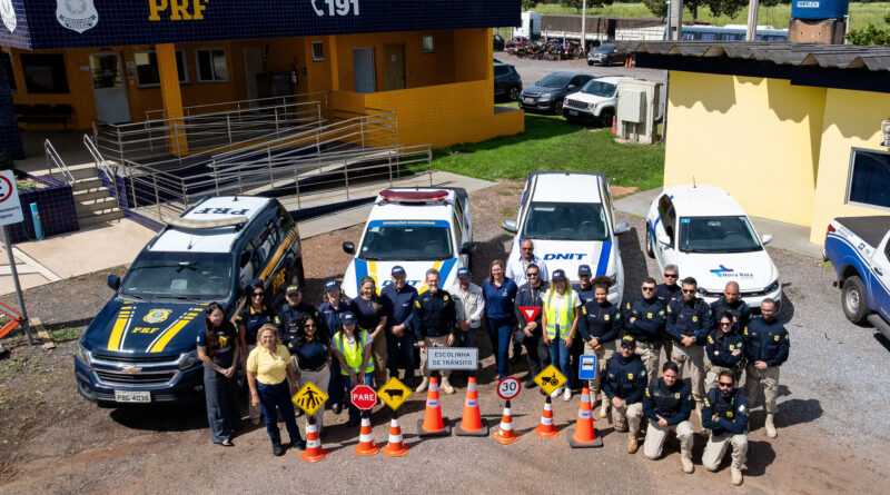 Vice-prefeita reforça parceria com PRF em lançamento da Campanha Maio Amarelo