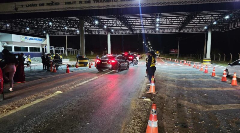 Operação termina com 42 autos de infração de trânsito aplicados e remoção de 21 veículos