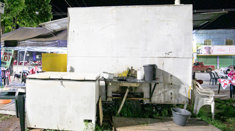 Prefeitura dá orientações para regularizar comércio de alimentos nas ruas de Cuiabá