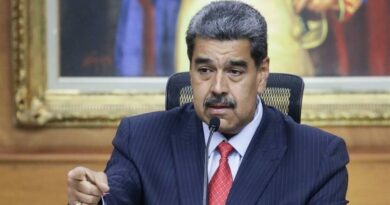 Maduro mobiliza 4,5 milhões de milicianos em resposta aos EUA