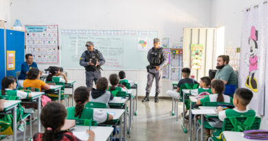Parceria da Prefeitura de Cuiabá com a PM reforça segurança nas escolas