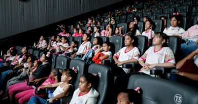 Simininas vivem dia especial com cinema e McDia Feliz em Cuiabá