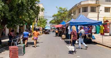 Feira da 13 de Junho agrada público e comerciantes em Cuiabá