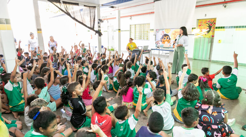 Projeto Educa Pet transforma alunos em “protetores mirins” em Cuiabá