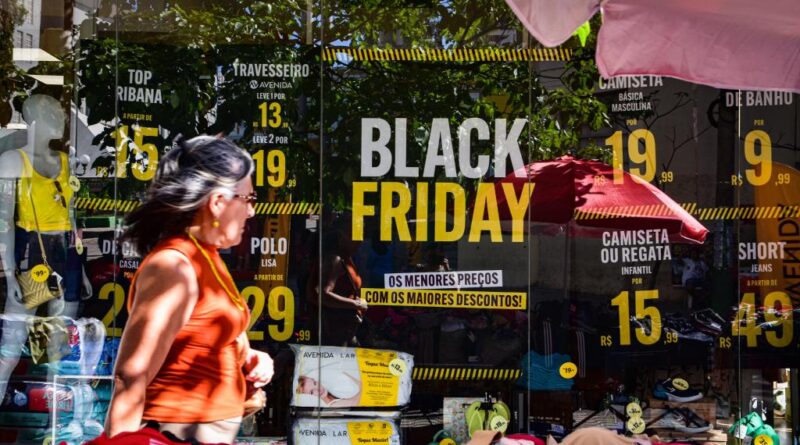 Confira dicas do Procon-MT para consumidores não cair em armadilhas na Black Friday Confira dicas do Procon-MT para consumidores não cair em armadilhas na Black Friday