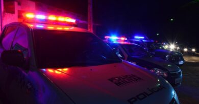 Polícia Militar apreende quatro veículos, prende faccionado e resgata vítima do “tribunal do crime”