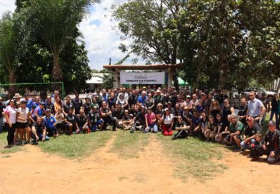 Evento motociclístico reúne mais de 200 participantes e movimenta Sítio Maringá em Nova Mutum/MT; Veja vídeos