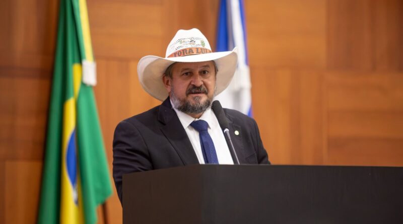 Projeto de Cattani que obriga detalhamento de armas em registros criminais é aprovado na ALMT Projeto de Cattani que obriga detalhamento de armas em registros criminais é aprovado na ALMT