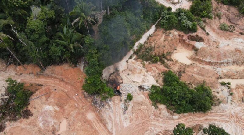 Batalhão Ambiental da PM desmantela segundo garimpo irregular nesta semana em Mato Grosso Batalhão Ambiental da PM desmantela segundo garimpo irregular nesta semana em Mato Grosso