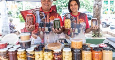 8ª Feira da Agricultura Familiar Produtiva e Solidária movimenta a Praça Alencastro nesta terça