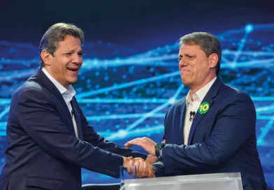 Datafolha em SP: Tarcísio lidera com 44% e Haddad aparece com 31% em cenário eleitoral
