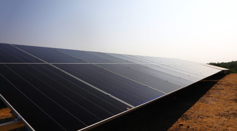 Energia solar rende desconto no IPTU em Cuiabá; confira as regras